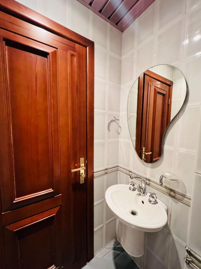 Luxuary Spacious 2+1Bedroom Apt,Centre Yerevan Exterior photo